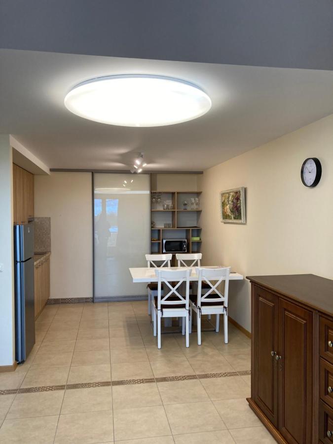 Daukanto 10 Two-Room Apartment With A View The Old Town On The 7Th Floor Palanga Bagian luar foto